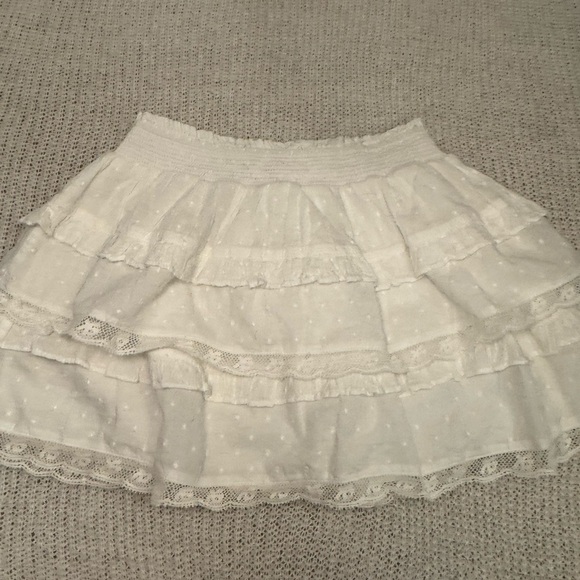 LoveShackFancy white ruffled skirt {girls} - Picture 3 of 4